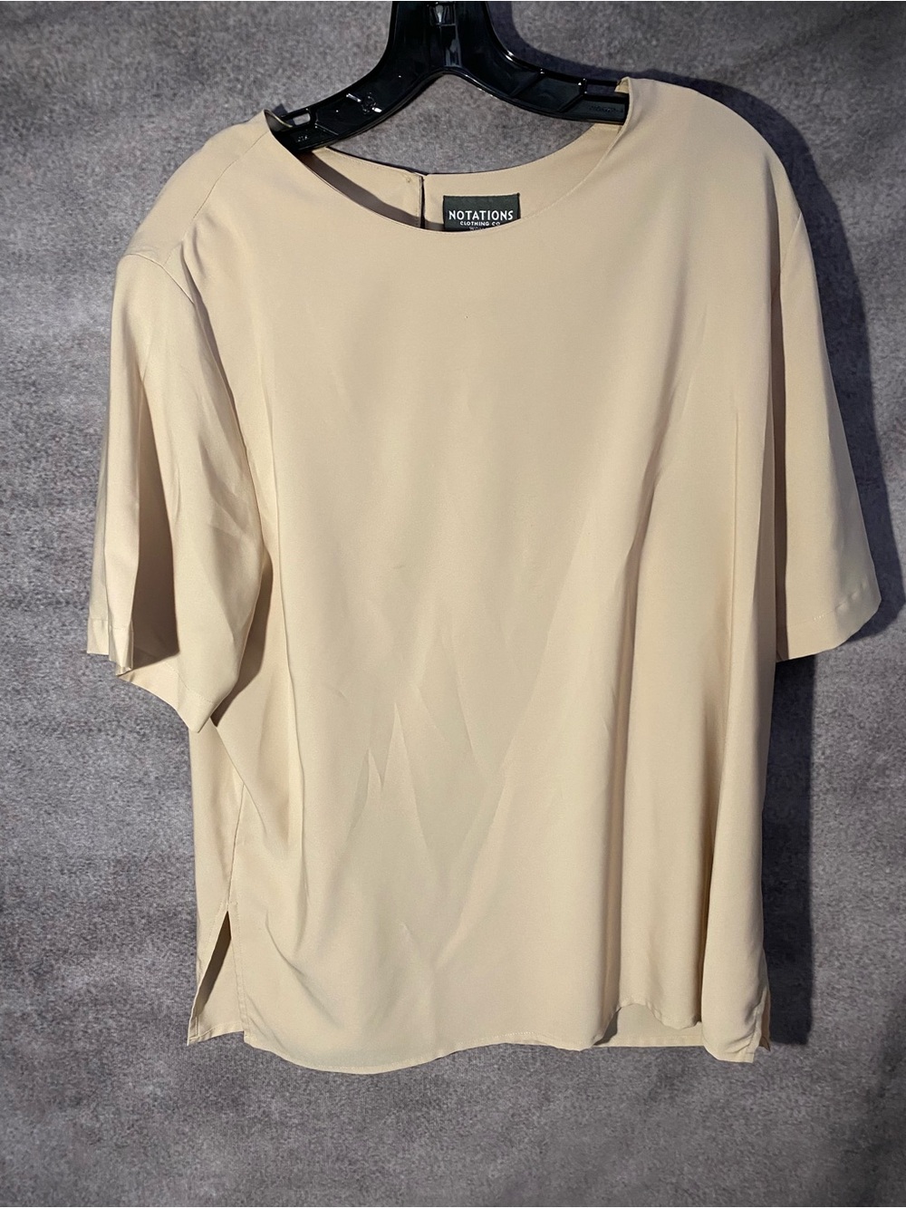 Notations Woman Beige Short Sleeve Blouse Top Sz 1X Keyhole Back